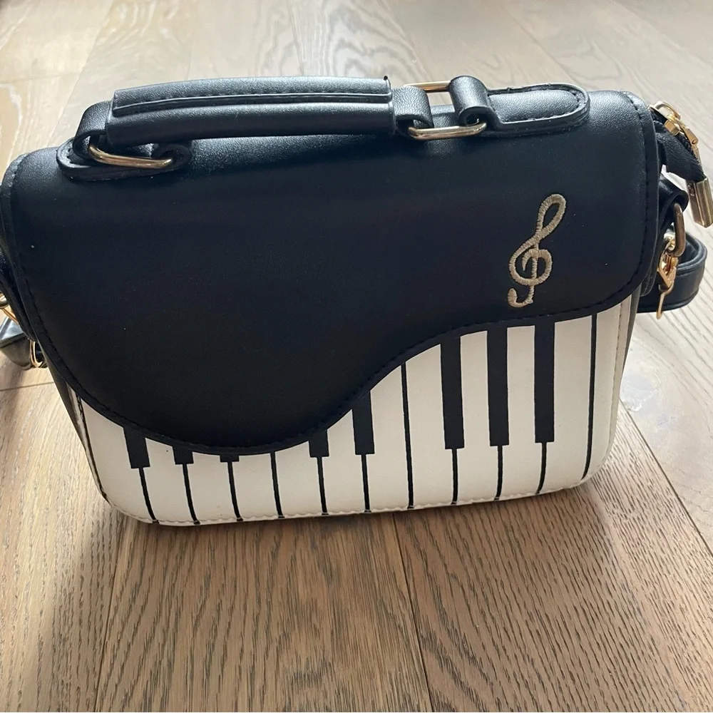 Girls’ Piano Music Notes Black and White Handbag - Picture 4 of 5